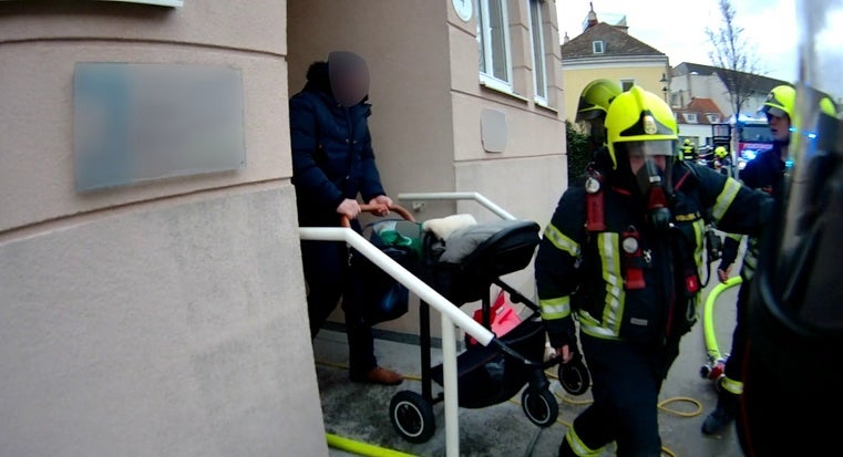 Feuer in Baden: Katzen und Menschen gerettet