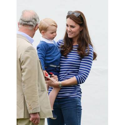 Herzogin Kate und Prinz George beim Polospiel 
