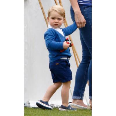 Herzogin Kate und Prinz George beim Polospiel 