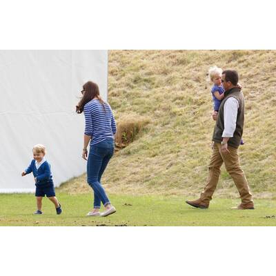 Herzogin Kate und Prinz George beim Polospiel 