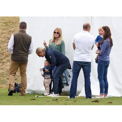 Herzogin Kate und Prinz George beim Polospiel 