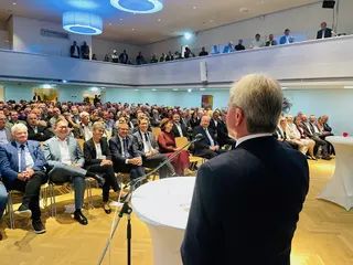 Bundeskanzler verabschiedete 