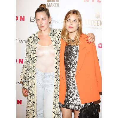 Scout Willis zeigt ihre Nippel 