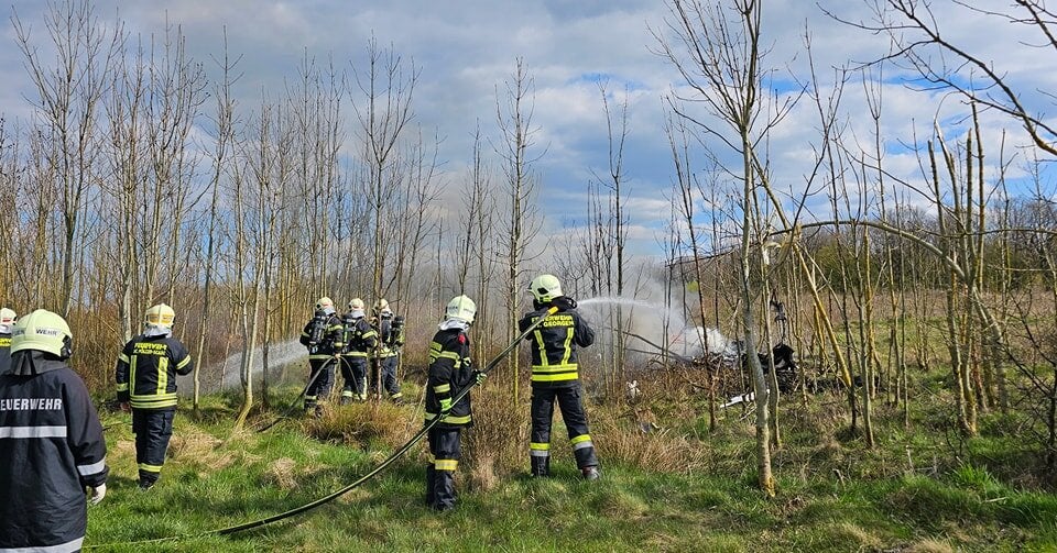 Flugzeug absturz völtendorf