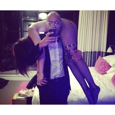 Nate Hills 'Trophy Scarves