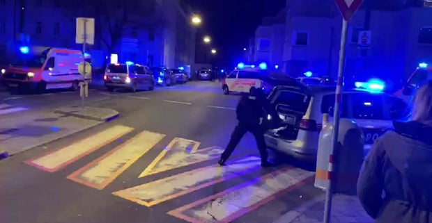 Kirche brutal überfallen: Verletzte, Tresor leergeräumt