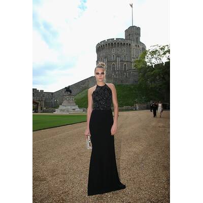 Cara, Kate & Co. zu Besuch bei Prinz William 