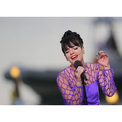 Lily Allens Outfitflop in Cannes