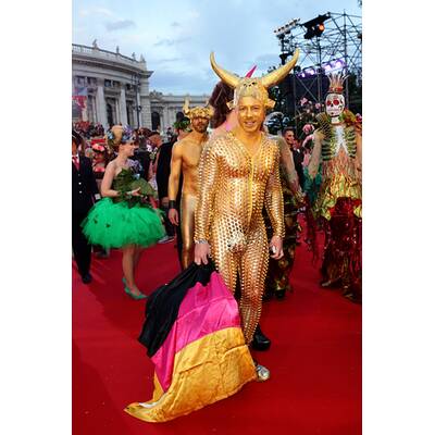 Die verrücktesten Kostüme des Life Ball 2014