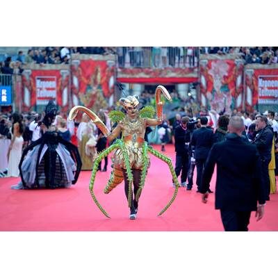 Die verrücktesten Kostüme des Life Ball 2014