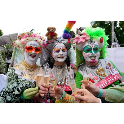 Die verrücktesten Kostüme des Life Ball 2014