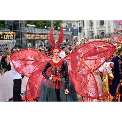 Die verrücktesten Kostüme des Life Ball 2014
