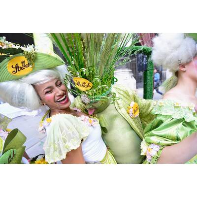 Die verrücktesten Kostüme des Life Ball 2014