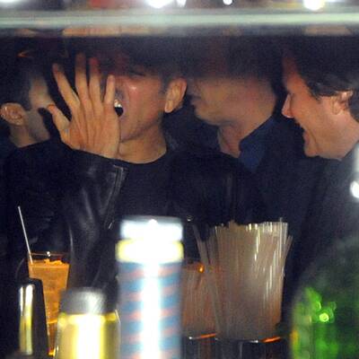 Star hautnah: George Clooney in Whiskey-Bar