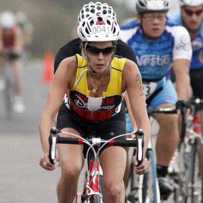 Teri Hatchter bewältigte Triathlon