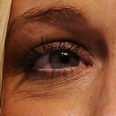 Lindsay Lohan - tiefe Falten mit 23!