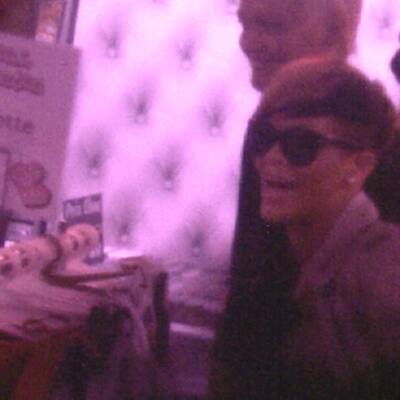 O la la: Rihanna beim Erotik-Shoppen