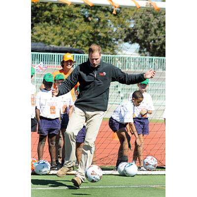 Vuvuzela & Raubtiere: William & Harry in Afrika