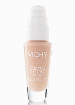 4 Aéra Teint Pure hautverbesserndes Fluid-Make-up, 18,90 Euro.