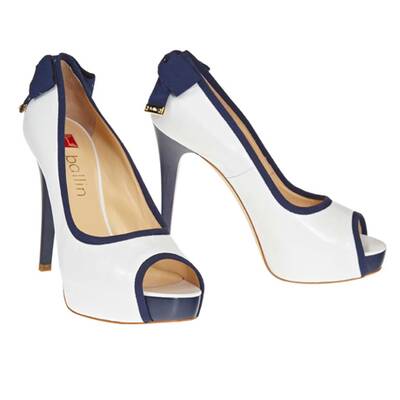 Floral Prints und Marine-Look