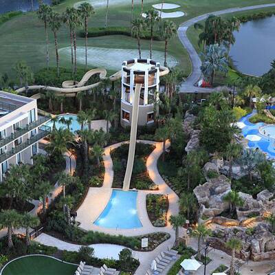 10 Hotels mit tollen Wasserrutschen