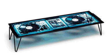 DIESEL macht in Möbel