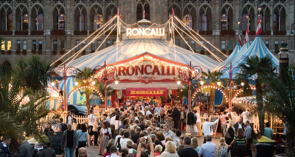Auftakt für den Circus Roncalli mit Lili-Paul-Weltpremiere