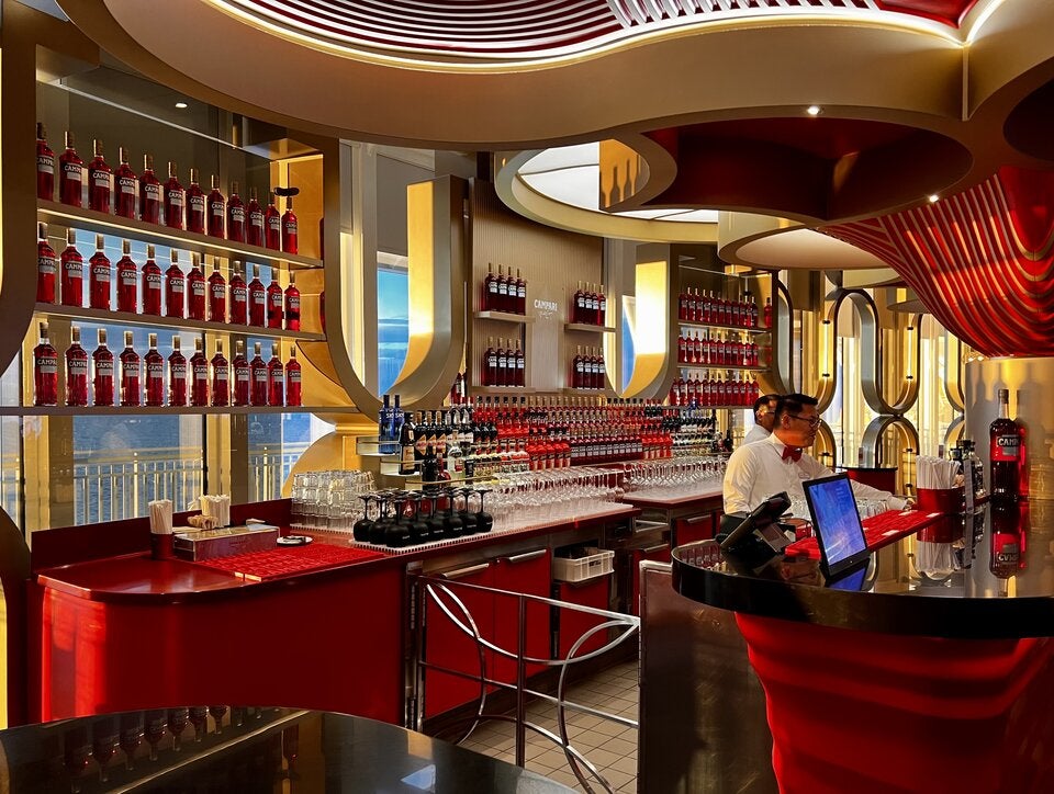 ie Campari-Bar an Bord der Costa Toscana