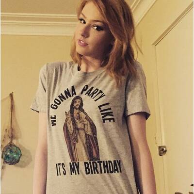 Nein, das ist nicht Taylor Swift! 