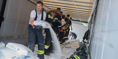 Schwerer Lkw-Unfall auf A1-Westautobahn