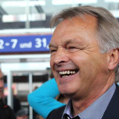 ÖSV-Stars präsentieren sich am Westbahnhof