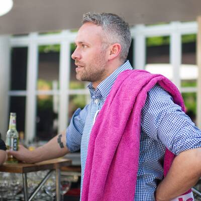 NEOS-Spitzenkandidaten Angelika Mlinar bei der Stimmabgabe in Wien.