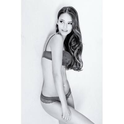 Heiße Austro-Missen shooten mit Manfred Baumann