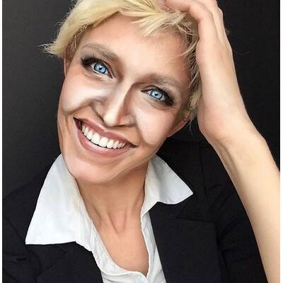 So krass verwandelt sich Make-Up-Artist Rebecca Swift