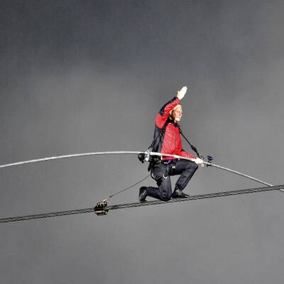 Dem 33-jährigem Akrobaten Nik Wallenda gelang Lebenstraum 