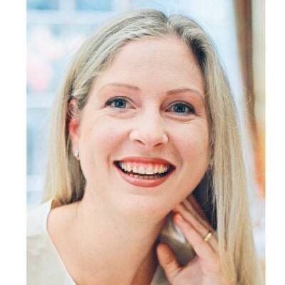 Diese Business-Ladys bieten Jobs an