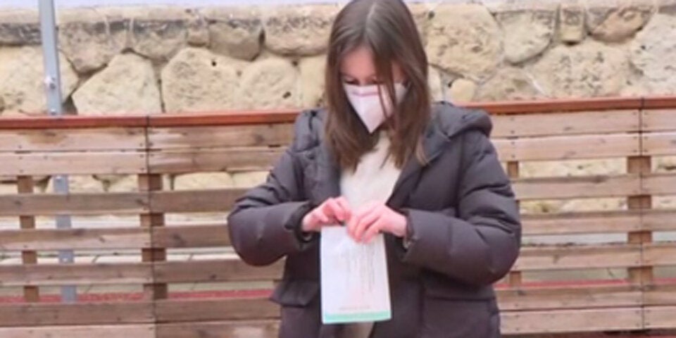 Hier werden die ersten Schulkinder getestet