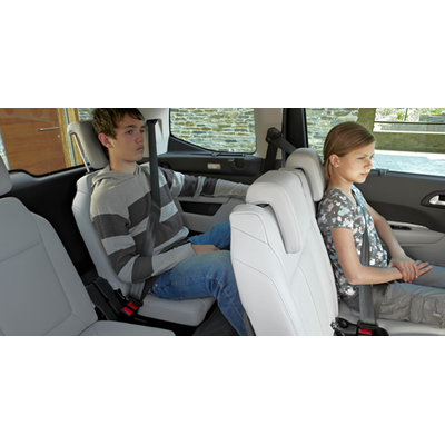 Erster Kompakt-Van von Peugeot heißt 5008