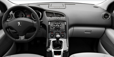 Erster Kompakt-Van von Peugeot heißt 5008