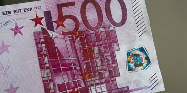 500Euro_GettyImages-1071129446.jpg