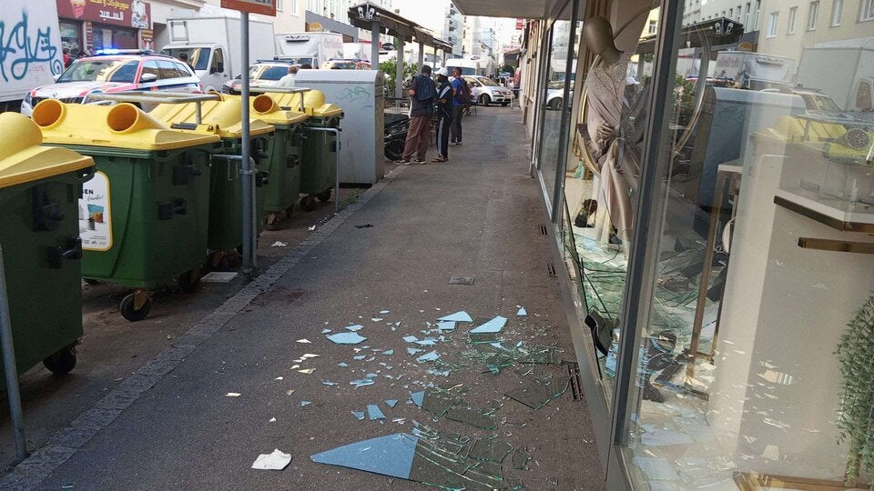 senefeldergasse favoriten messer