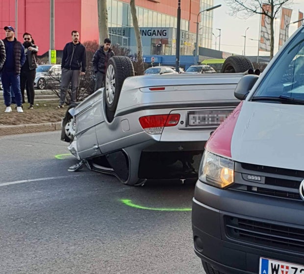 Schwerer Massen-Crash in Wien - Verletzte