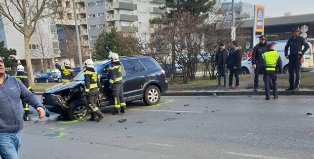 Schwerer Massen-Crash in Wien - Verletzte