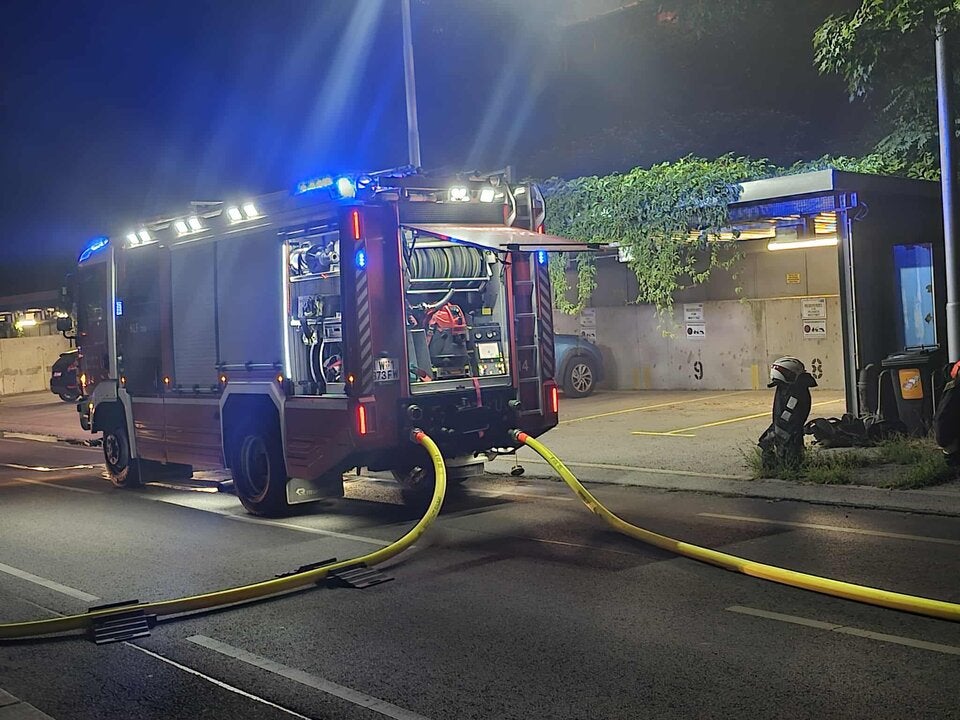 Lagerhalle Recycling Feuer