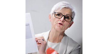 Maria Rösslhumer (Verein Autonome Österreichische Frauenhäuser)