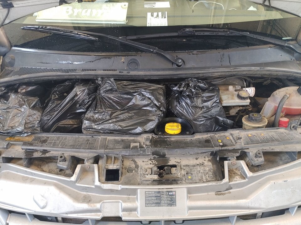 Zollbeamte haben fast 32.000 geschmuggelte Zigaretten entdeckt