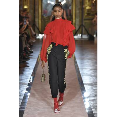 GIAMBATTISTA VALLI X H&M FASHIONSHOW IN ROM 