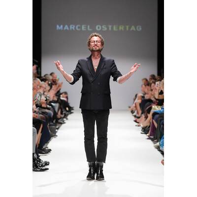 Marcel Ostertag .MQ VIENNA FASHIONWEEK.19