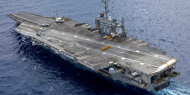 USA schicken ersten Flugzeugträger nach Israel