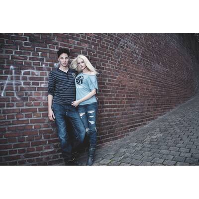 Sarah Knappik präsentiert BOCHUM-Kollektion